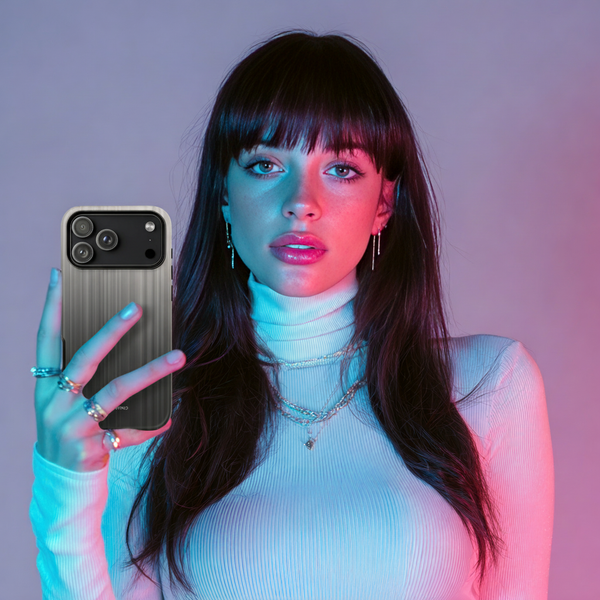 Chic Dark Metal Line